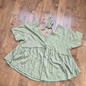 American Eagle Outfitters Sage Green Short Sleeve Top Medium